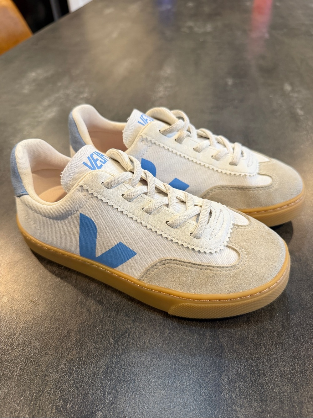 Girls VEJA Volley Canvas Suede Sneakers Blue White Gum Sole Retro